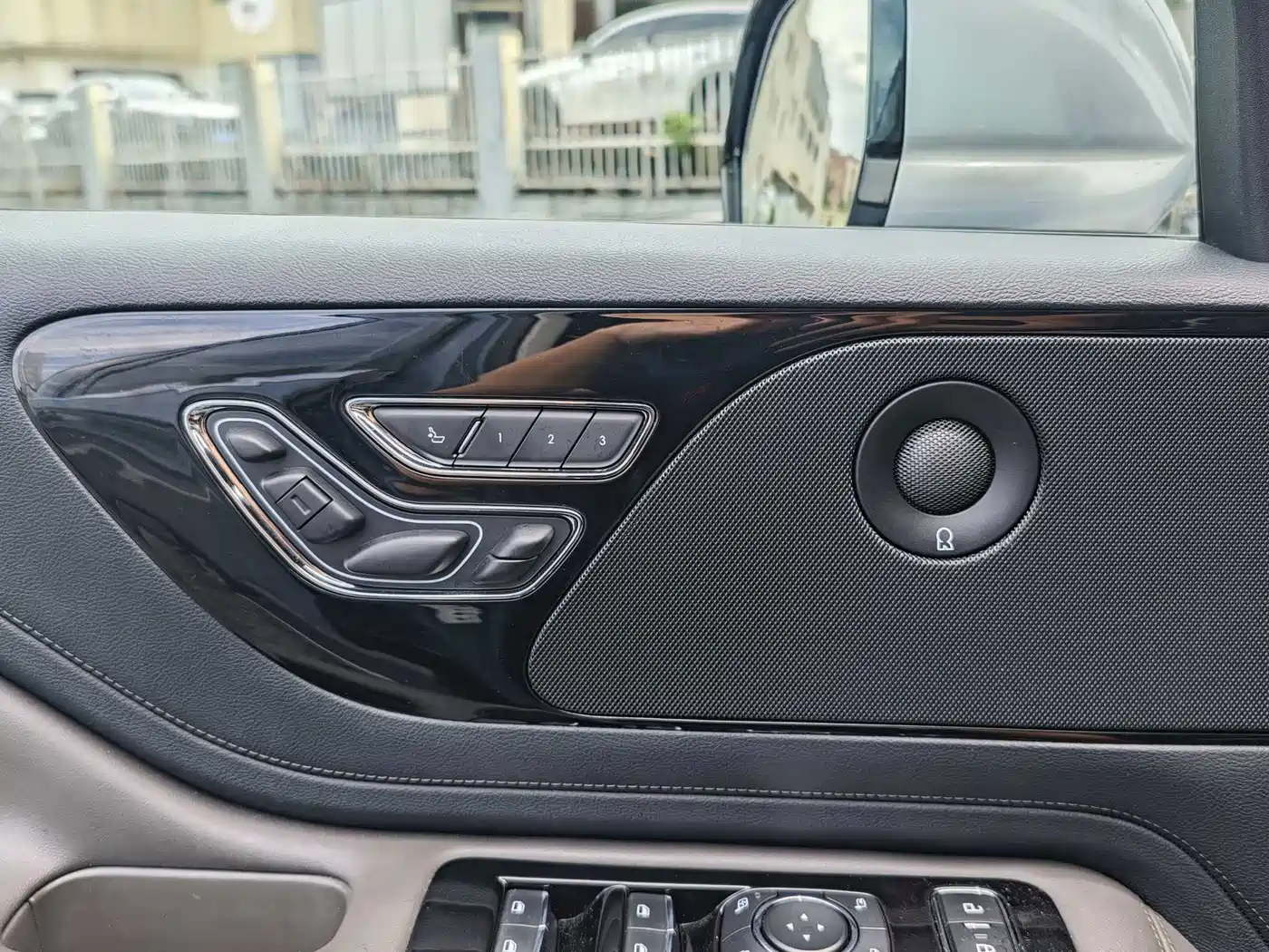 Lincoln Aviator 2024 2024 3.0T V6 AWD Luxury Edition 6-Seater