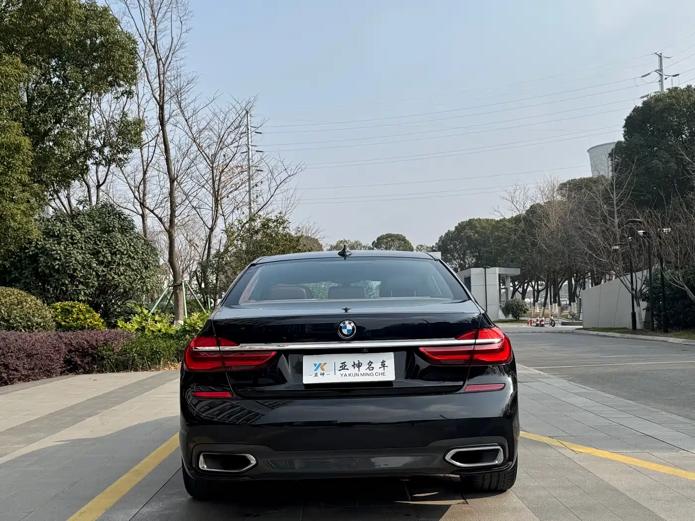 BMW 7 Series 2018 740Li xDrive Premium Type M Sport Package фото 5