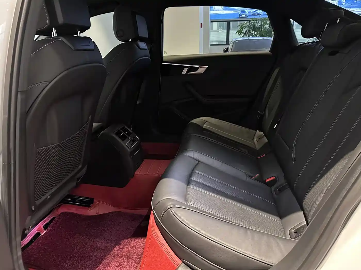 Audi A4L 2024 40 TFSI Luxury Dynamic фото 8