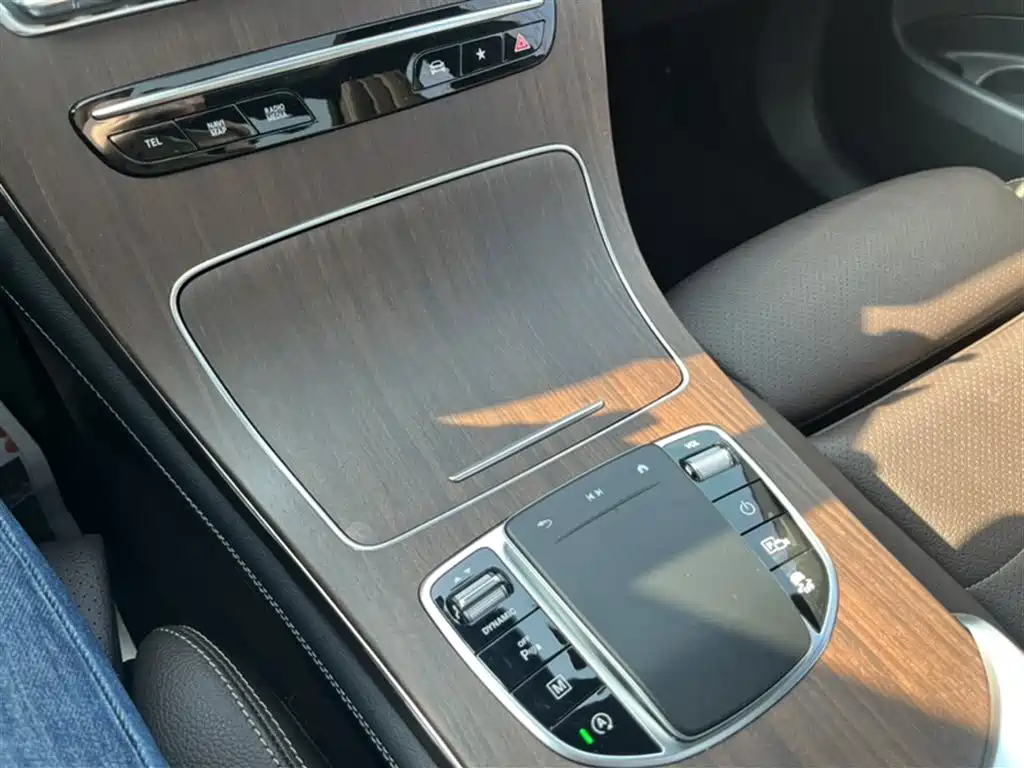 Mercedes-Benz GLC 2021 GLC 300 L 4MATIC Sporty фото 4