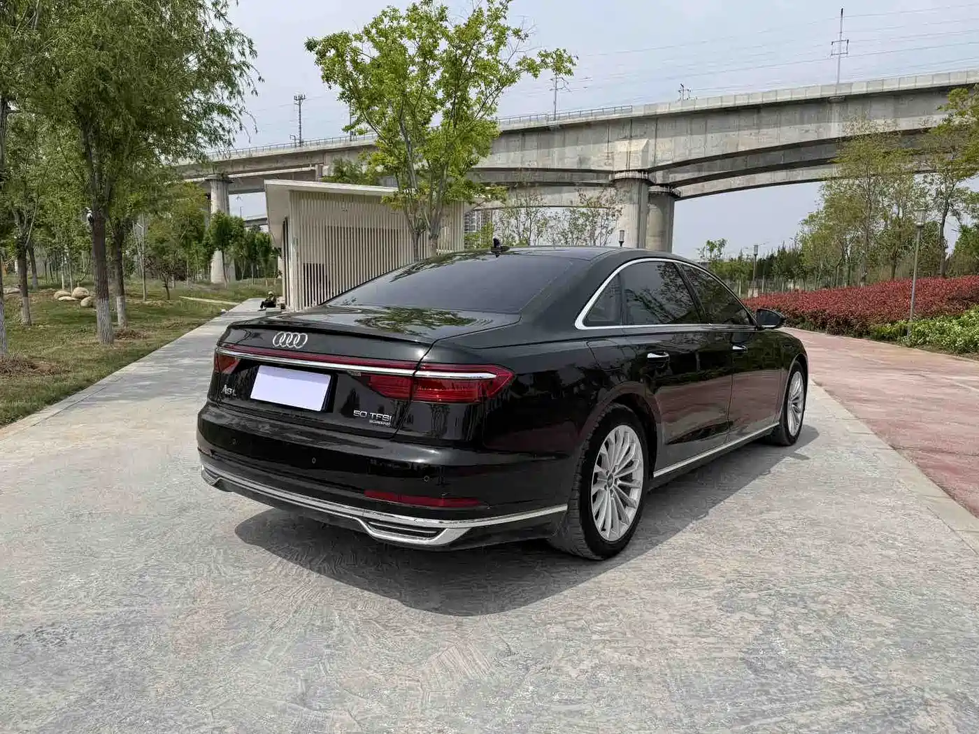 Audi A8 2019 Facelift Plus A8L 50 TFSI quattro Comfort фото 9
