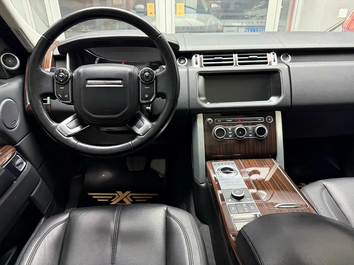 Land Rover Range Rover 2016 3.0 SC V6 Vogue фото 32