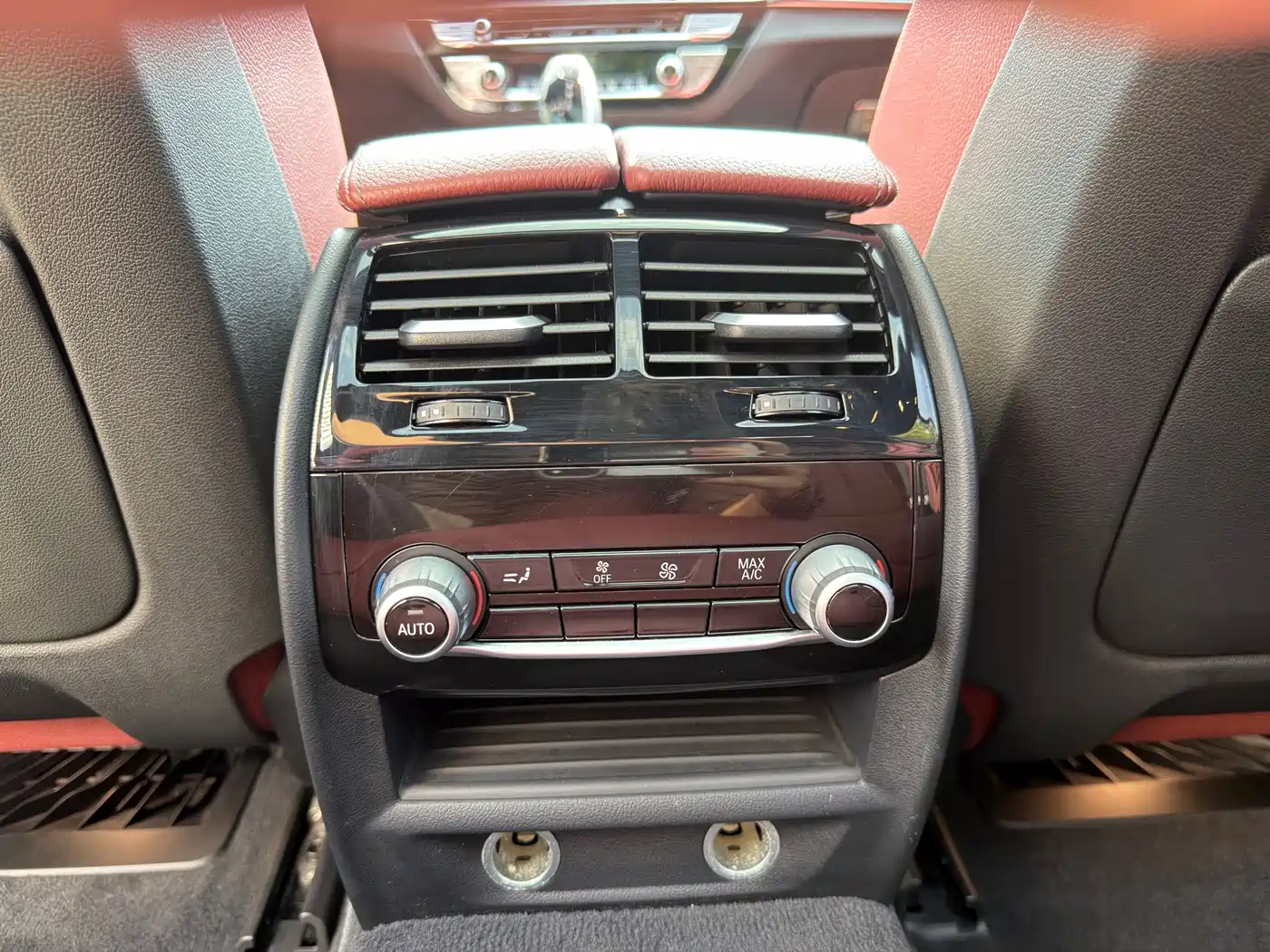 BMW 5 Series 2019 530Li Premium M Sport Package фото 27