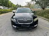 Фото 2 - Škoda Octavia
