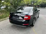 Фото 7 - Škoda Octavia