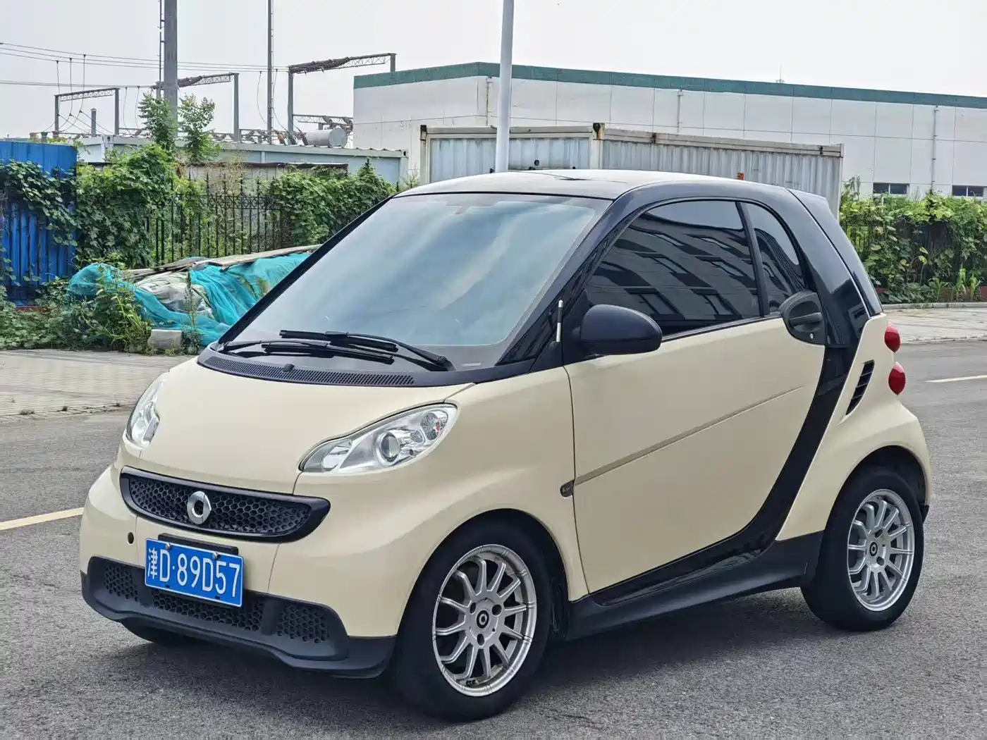 smart fortwo 2013 2012 1.0 MHD Hardtop Standard