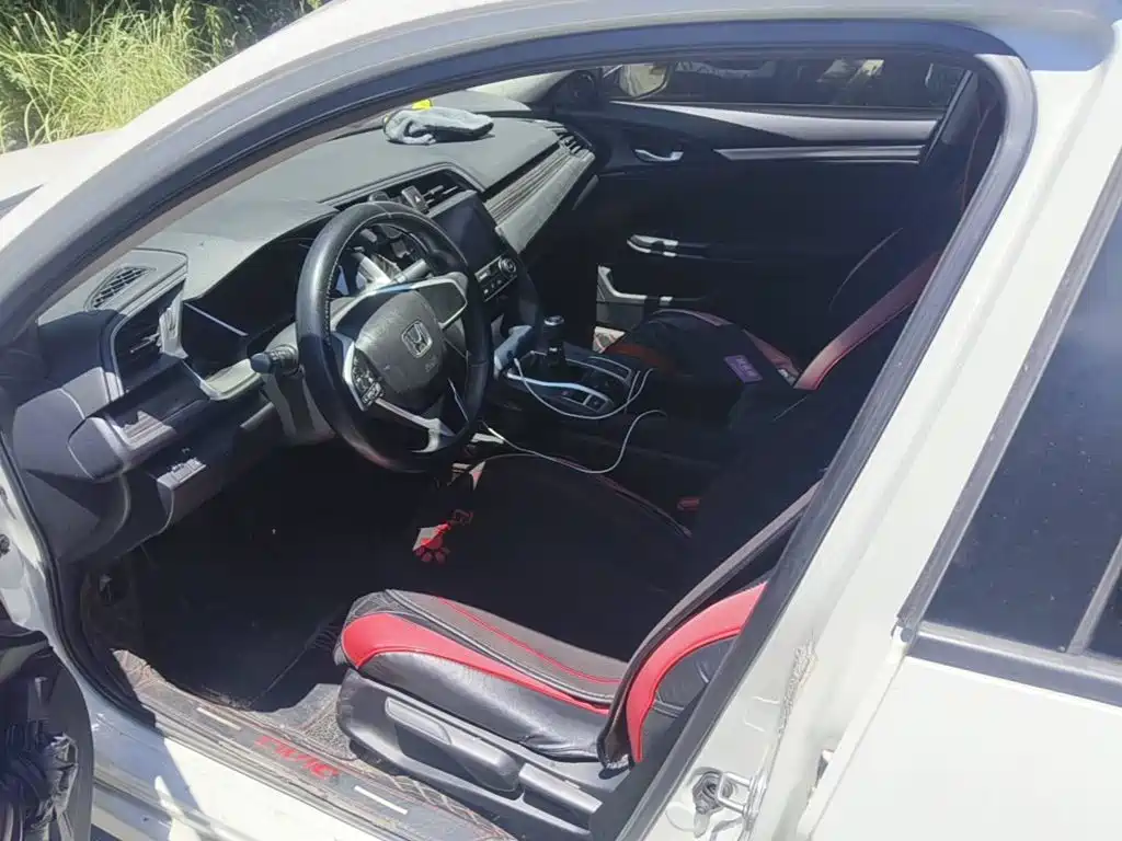 صورة 8 - Honda Civic