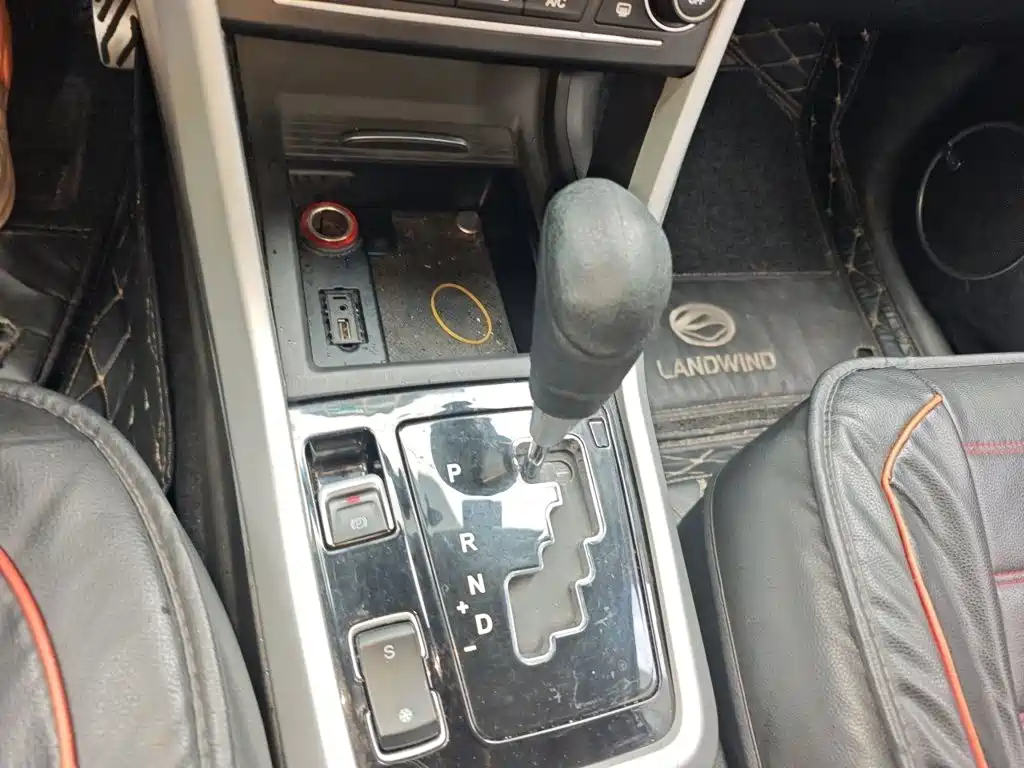 Landwind X5 2019 2016 Plus 1.5T CVT Pioneer Edition