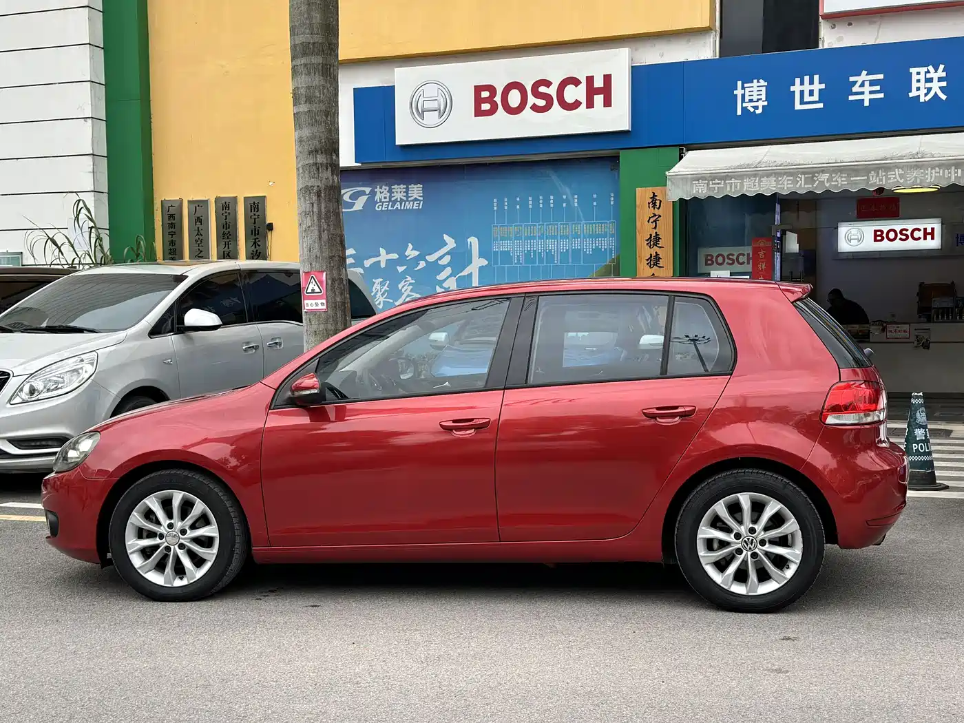 Volkswagen Golf 2010 1.4TSI Auto Comfort фото 4
