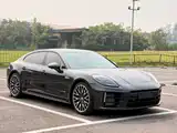 Photo 3 - Porsche Panamera