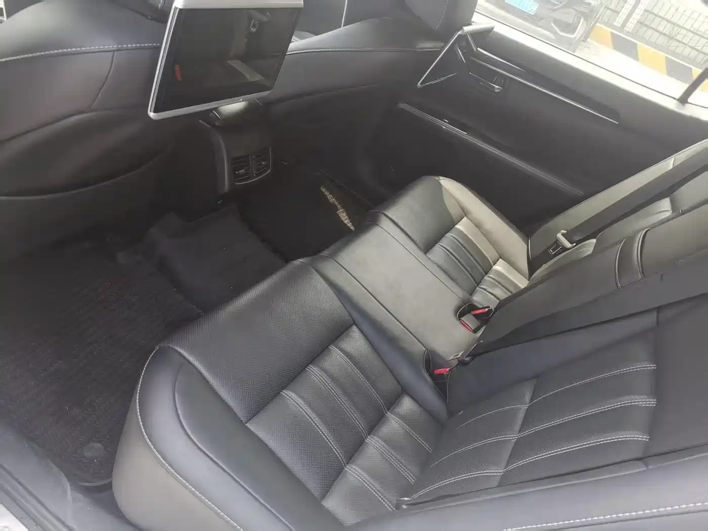 Lexus ES 2015 200 Elite Edition фото 5