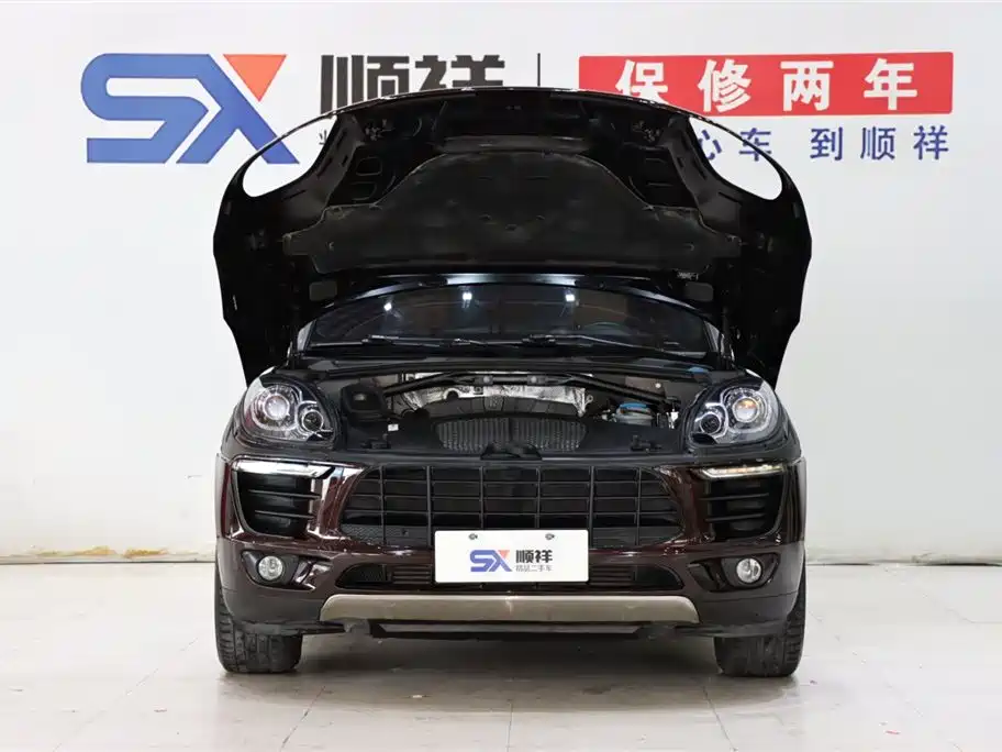 Porsche Macan 2017 Macan 2.0T фото 19