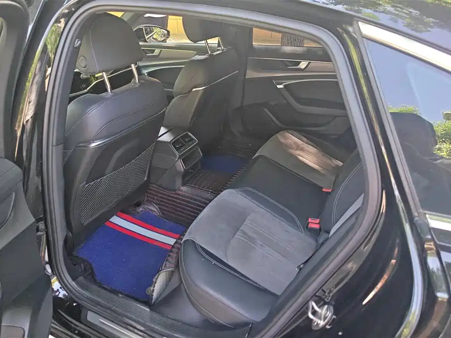 Audi A6L 2020 40 TFSI Luxury Dynamic фото 11