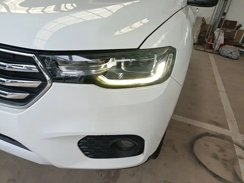 Photo 24 - Haval H2s