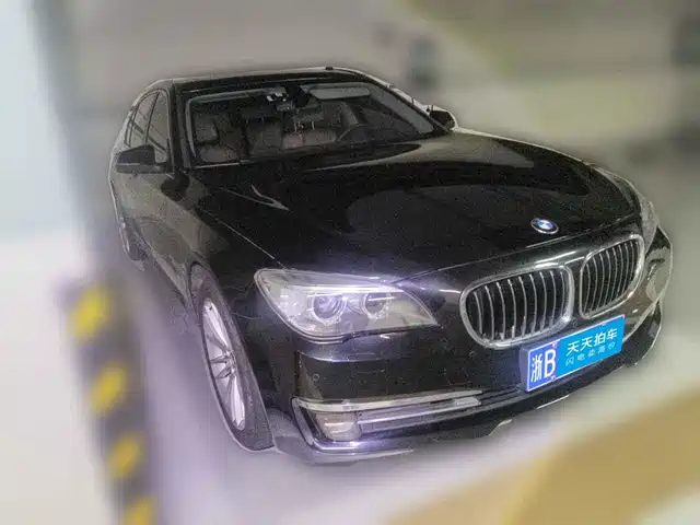 BMW 7 Series 2014 730Li Premium — фото 3