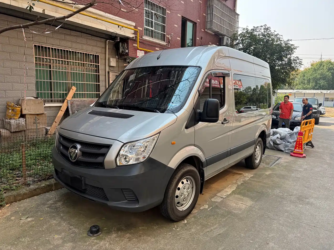 Foton Tuyano 2023 2023 2.0T Manual Urban Edition Short Wheelbase Medium Roof Single Rear Tire 5/6/9-Seater