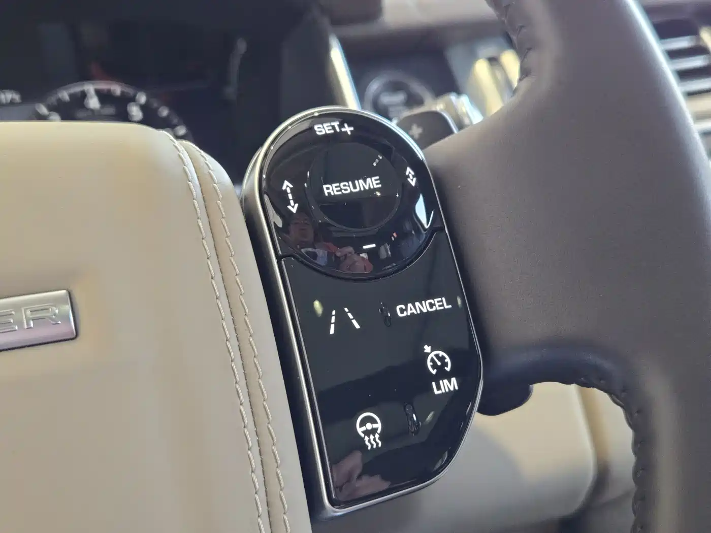 Land Rover Range Rover 2019 3.0 SCV6 Heritage Edition фото 22