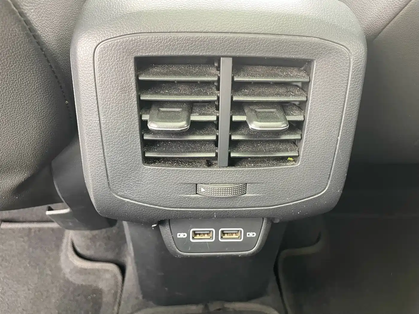 Volkswagen Tanying 2021 1.5L Automatic Smart Connect Edition фото 22