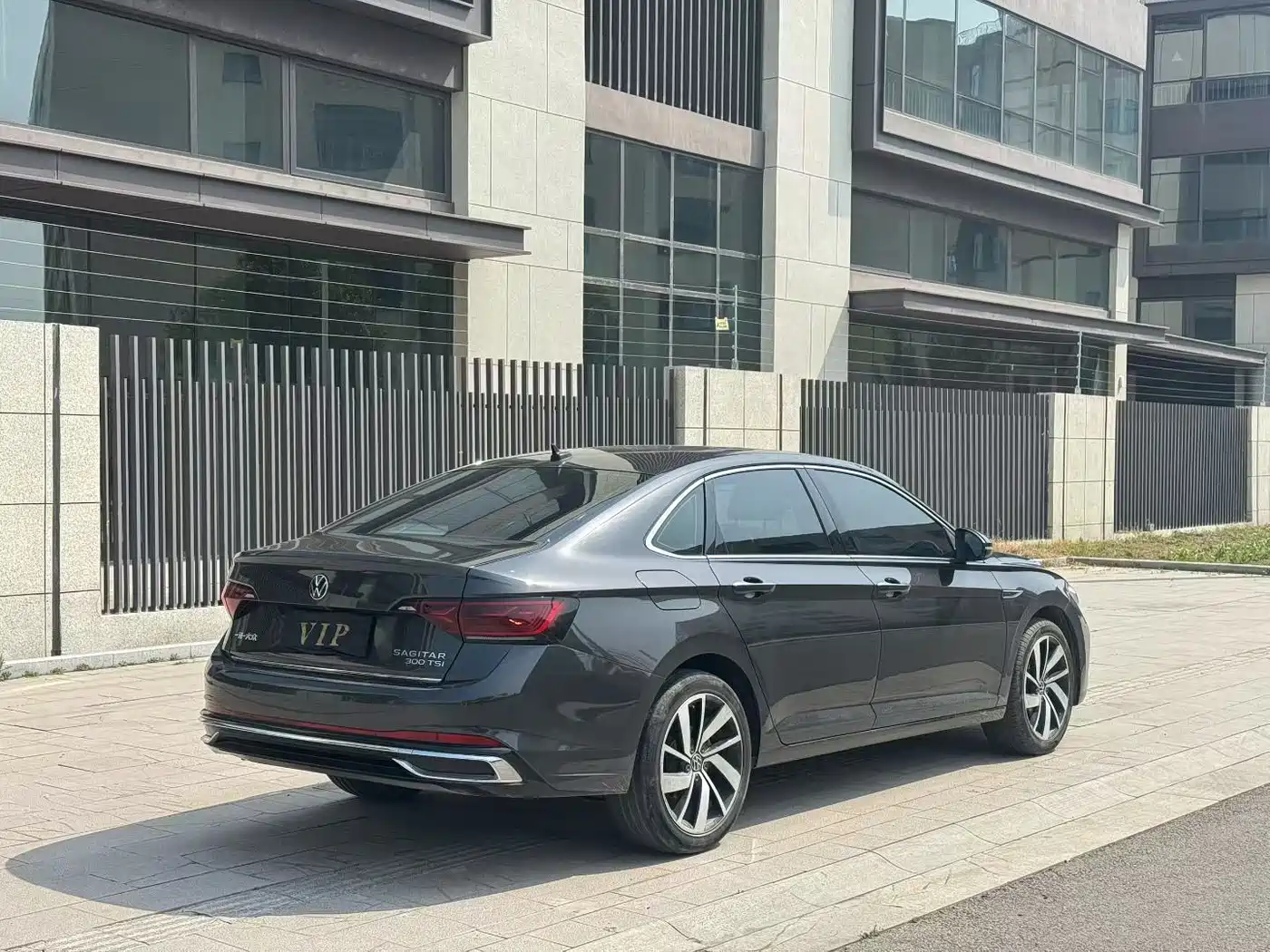 Volkswagen Sagitar 2023 300TSI DSG Excellence Edition фото 6