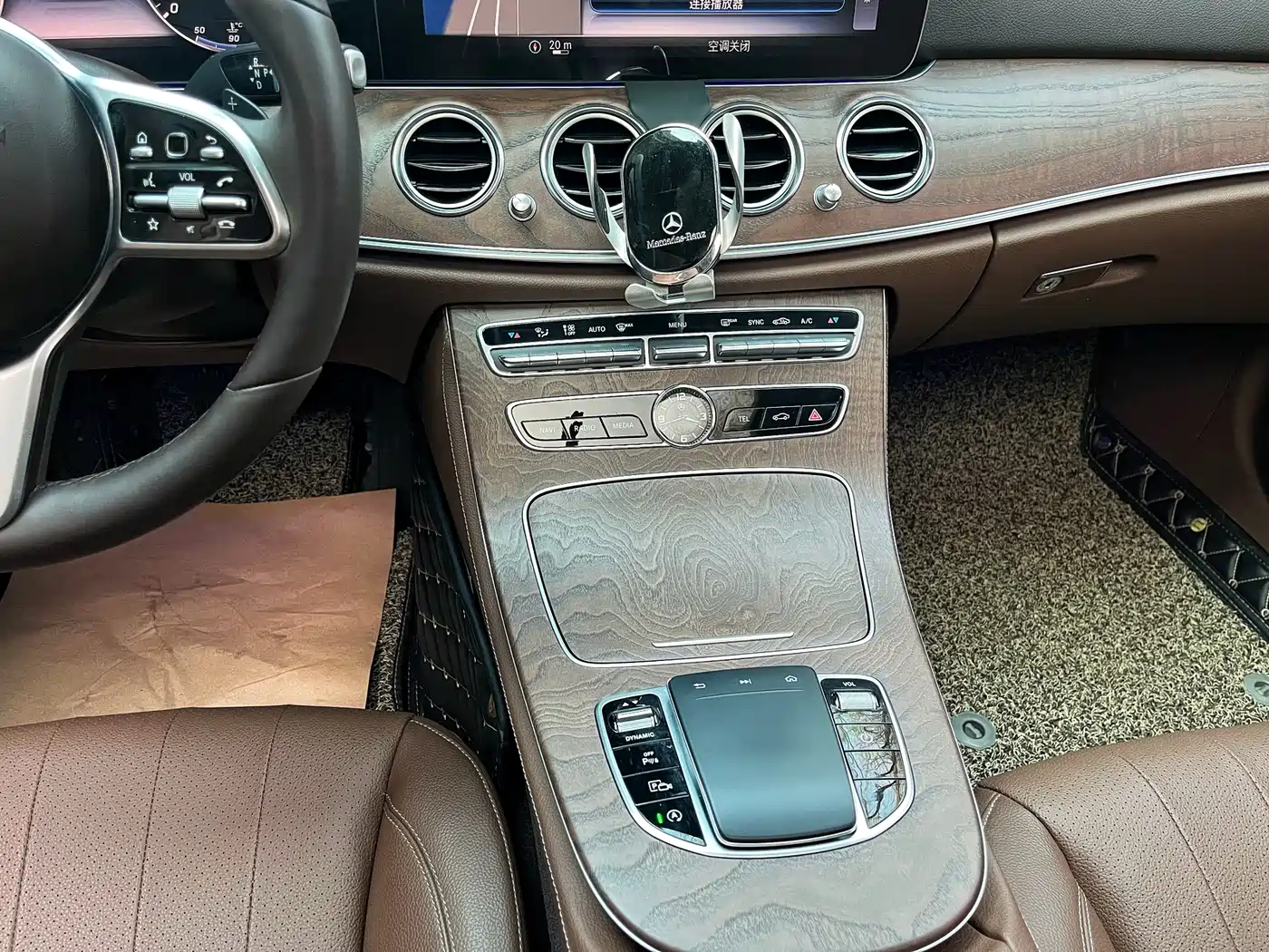 Mercedes-Benz E-Class 2019 E 300 L Fashion фото 16
