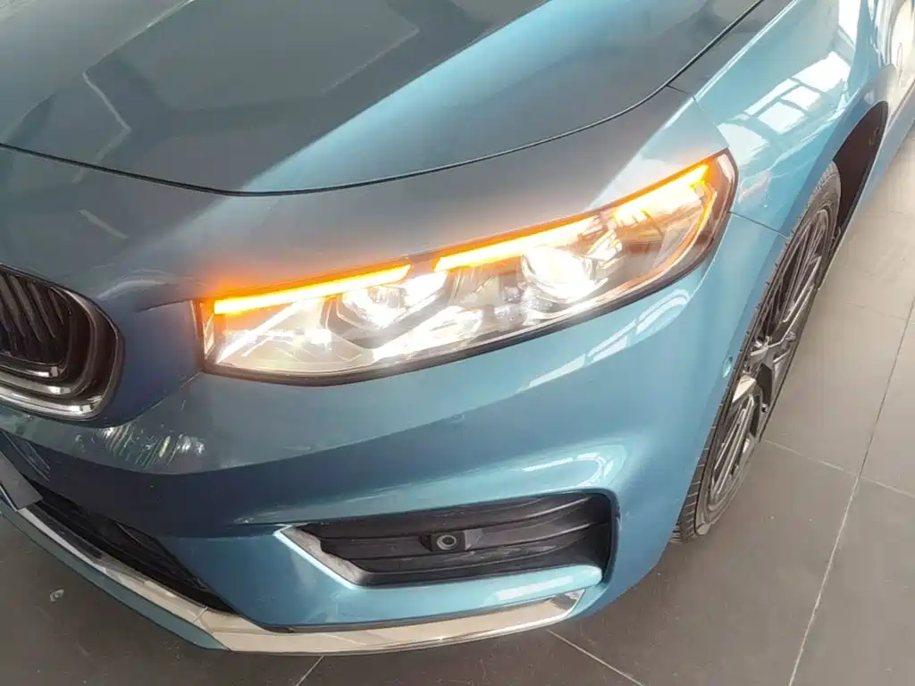Фото 24 - Geely Preface