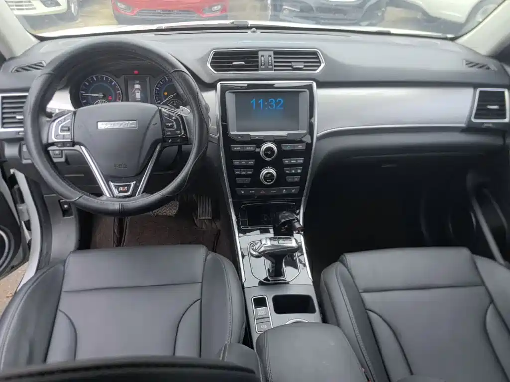 Фото 10 - Haval H2