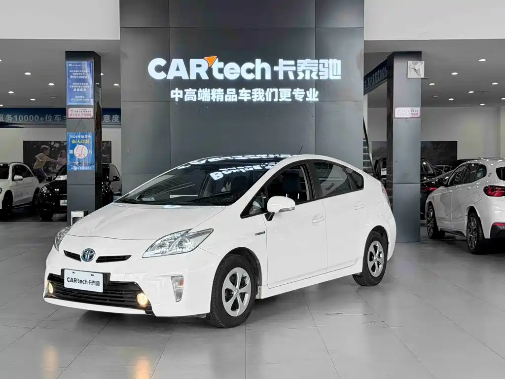 Toyota Prius 2015 2012 1.8L Luxury Advanced Edition