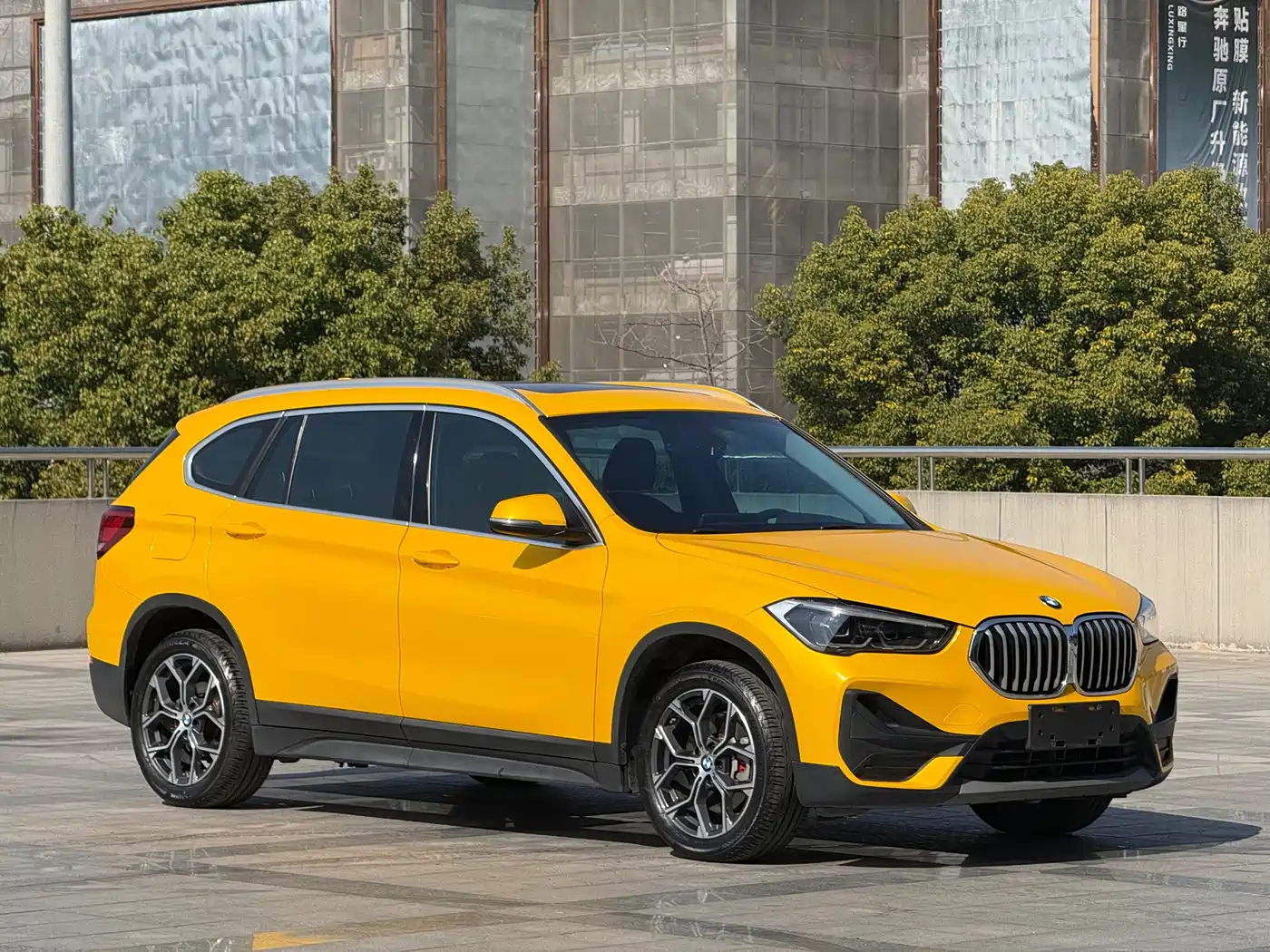 BMW X1