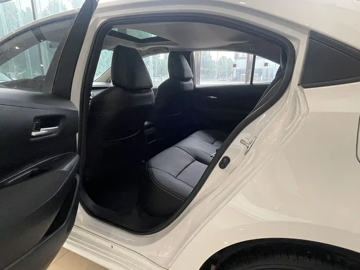 Toyota Corolla 2023 1.2T Elite Edition фото 8
