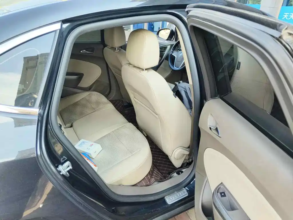 Фото 11 - Buick Excelle