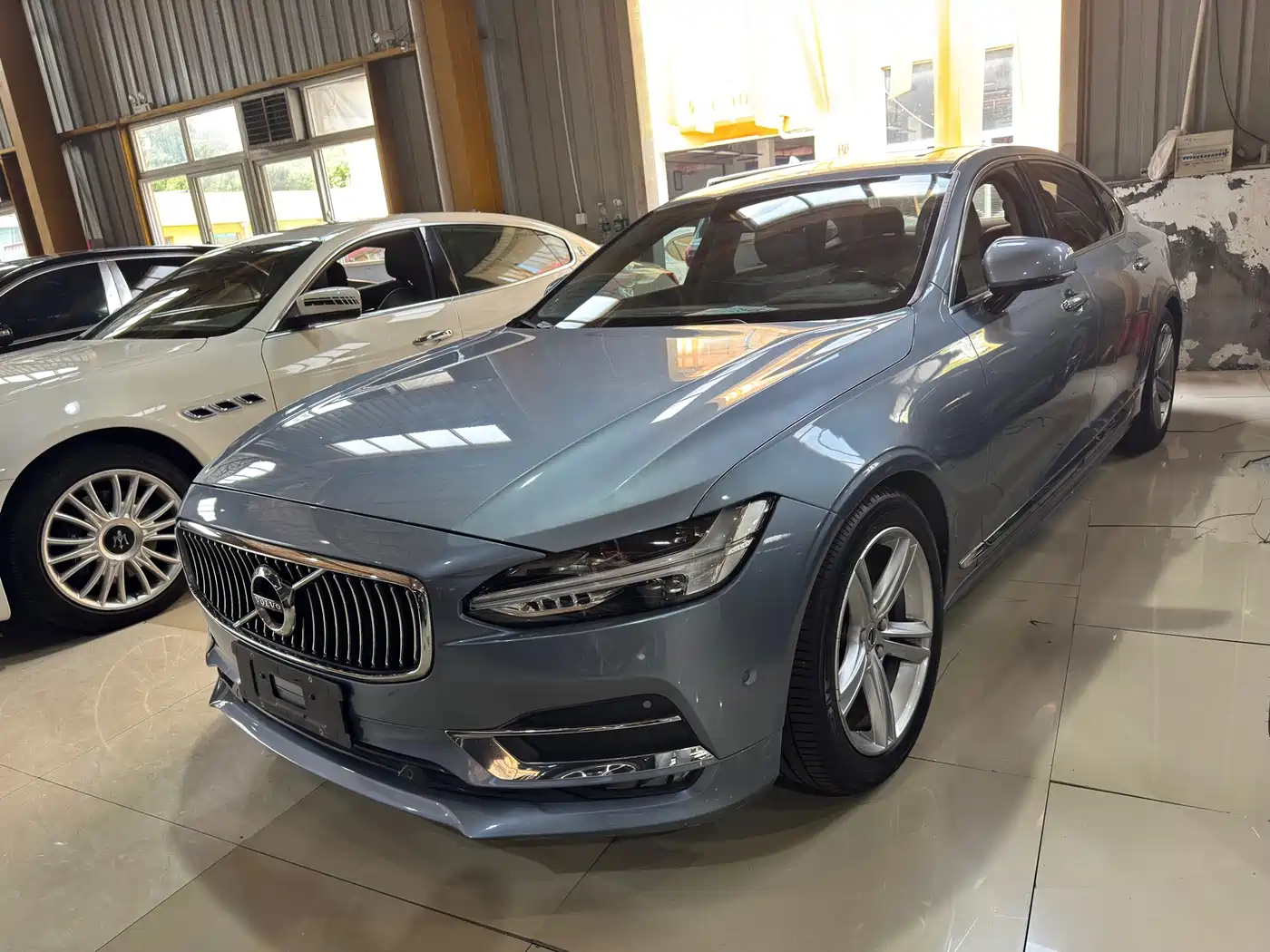 Volvo S90 2020 — пригон из Китая