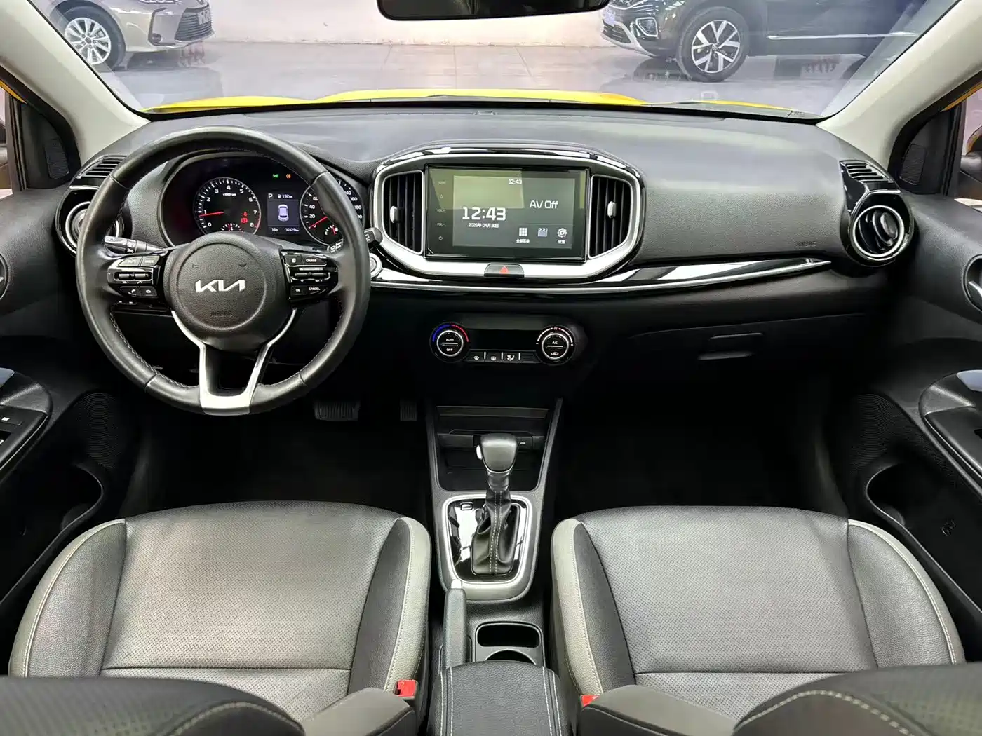Kia KX1 2021 1.4L CVT Fun Sunroof Version фото 15