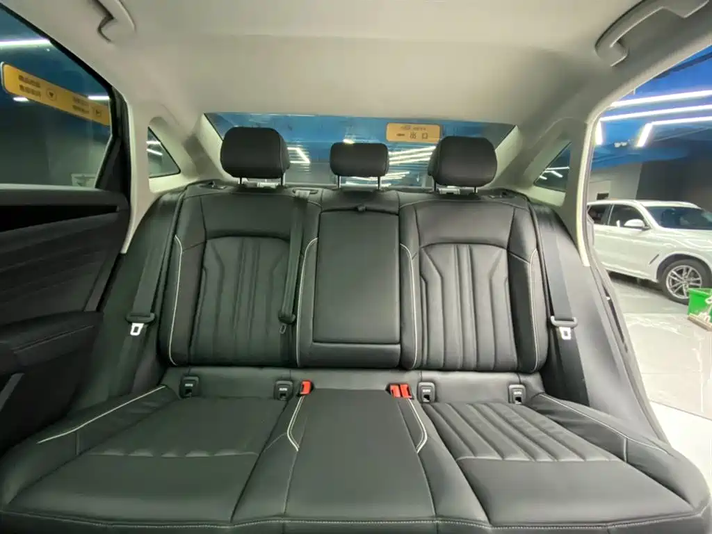 Volkswagen Passat 2023 Facelift 330TSI Starlight Elite Edition фото 22