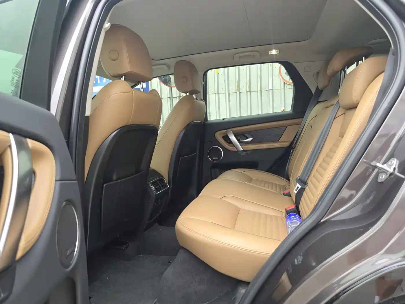 Land Rover Discovery Sport 2024 Luxury Custom Edition фото 13