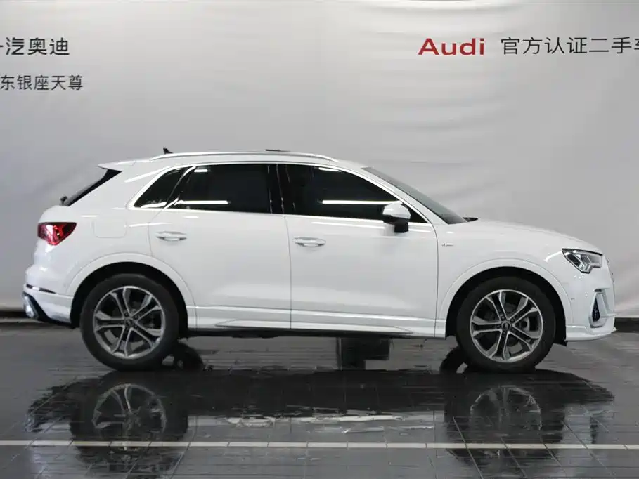 Audi Q3 2024 40 TFSI Fashion Sport фото 4