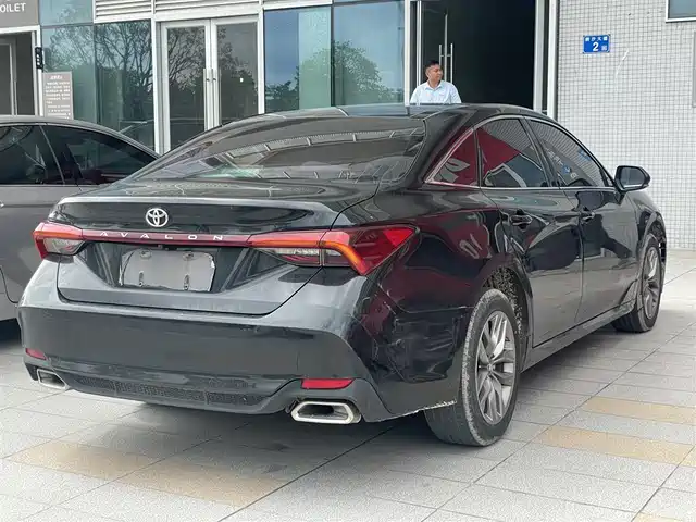 Toyota Avalon 2019 2.0L Progressive Edition (China VI) — фото 4