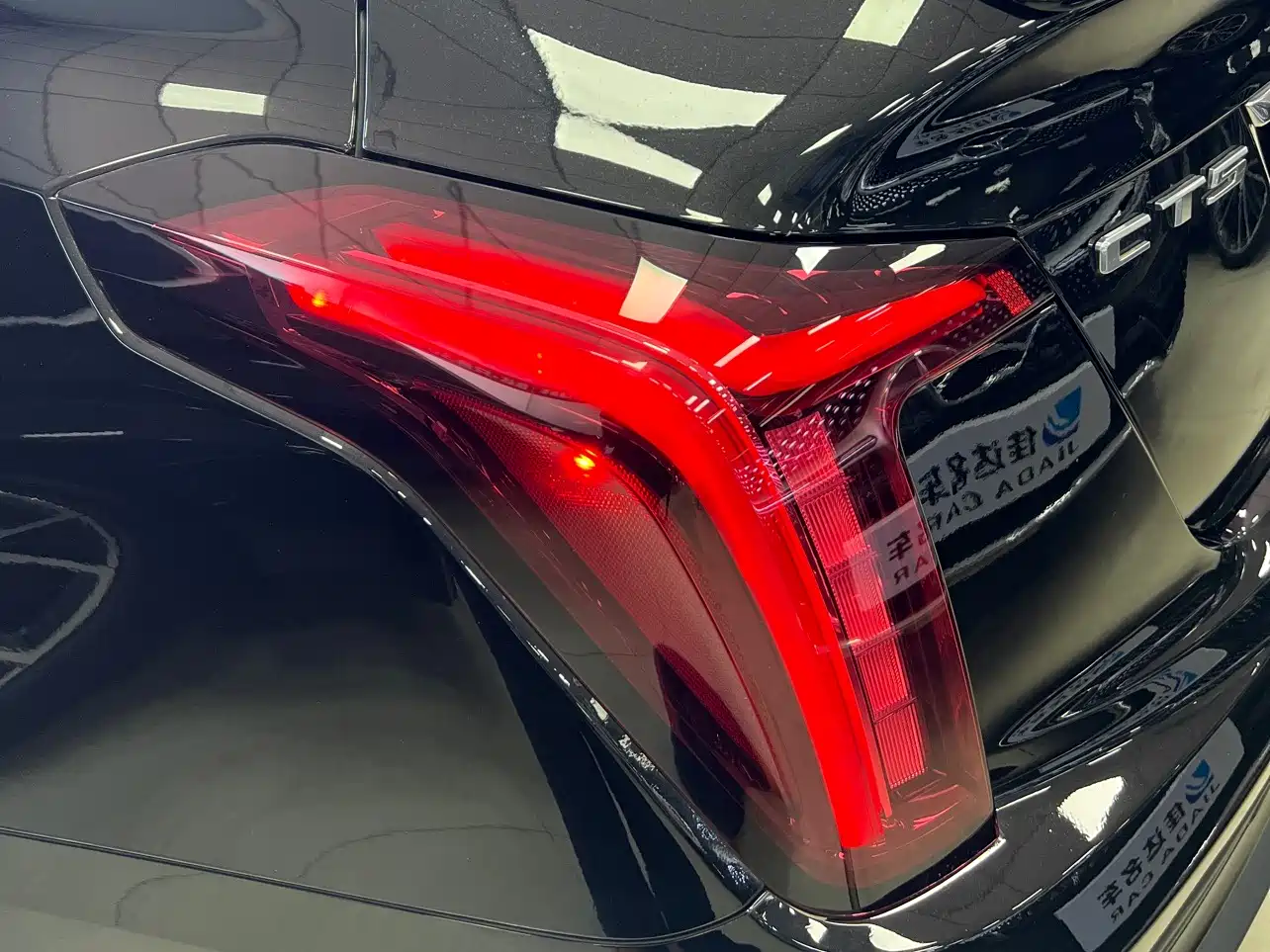 Cadillac CT5 2024 28T Luxury Model Pro фото 12