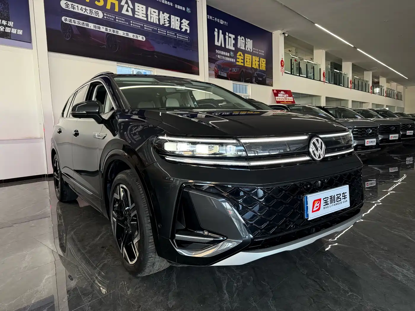 Volkswagen Talagon 2025 450TSI R-Line 6-Seater фото 12