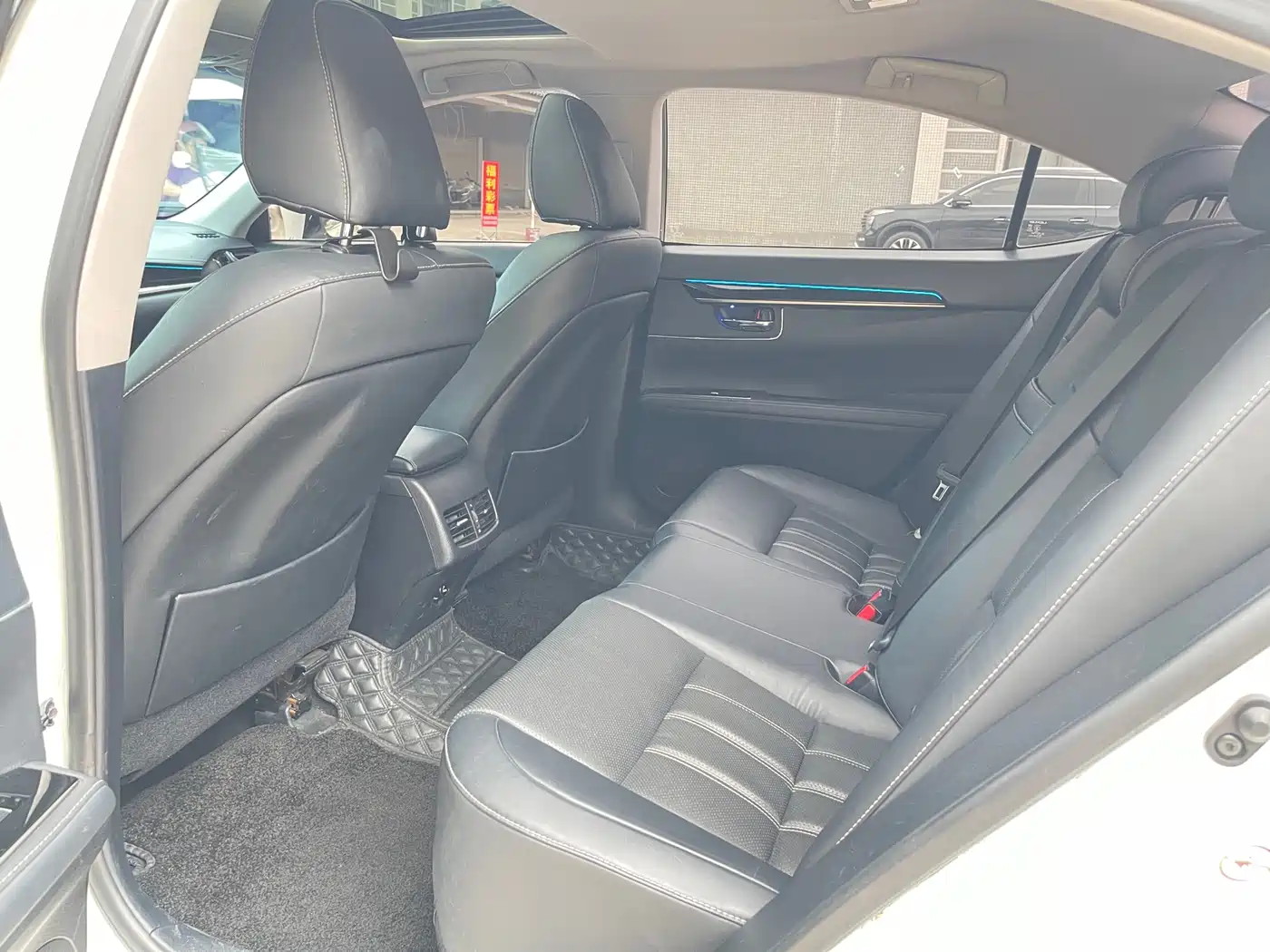 Lexus ES 2015 200 Elite Edition фото 10