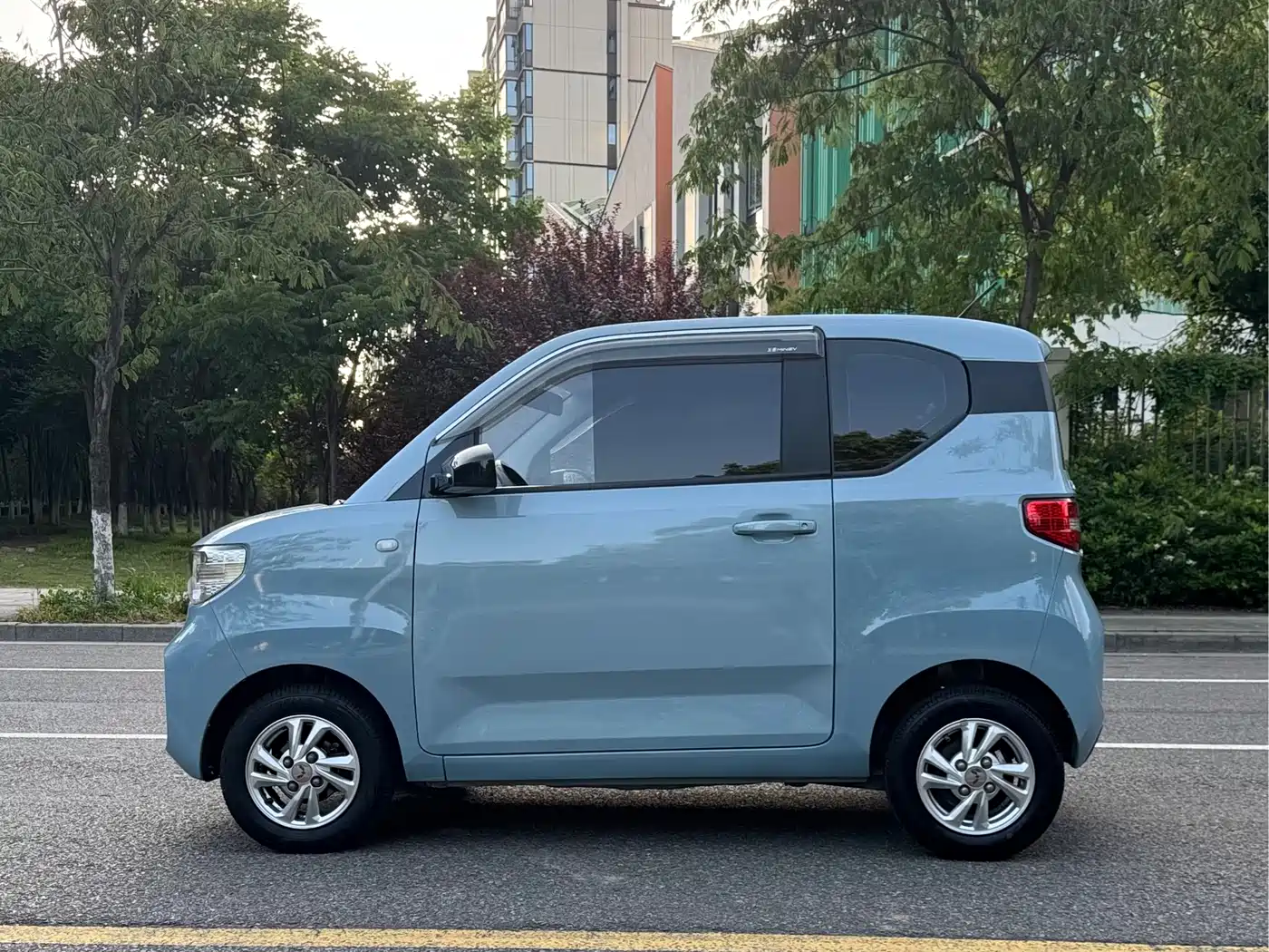 Фото 3 - Wuling Motors Hongguang MINIEV