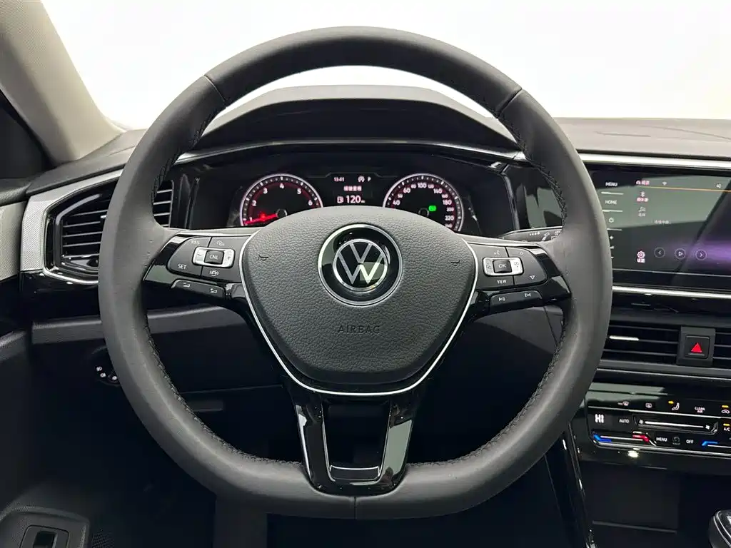 Volkswagen Tayron 2021 330TSI 2WD Luxury Smart Connect Edition 10