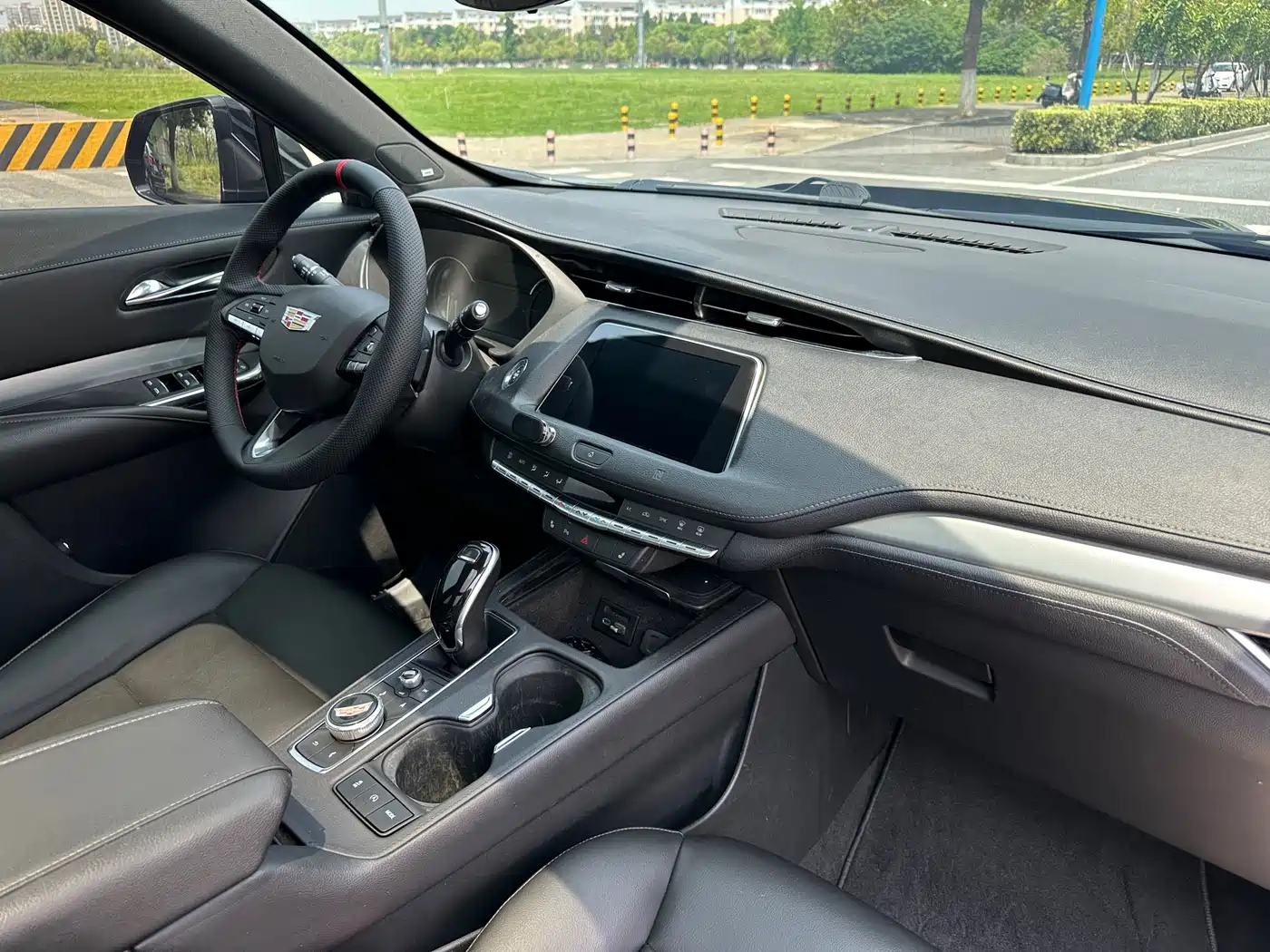 Cadillac XT4 2020 28T FWD Leading Trim фото 18