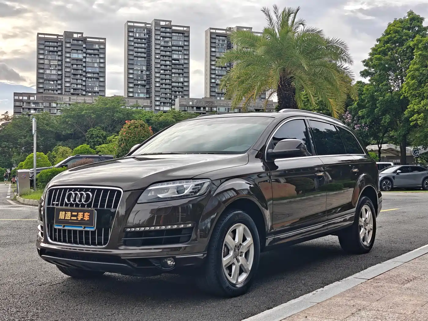 Photo 1 - Audi Q7