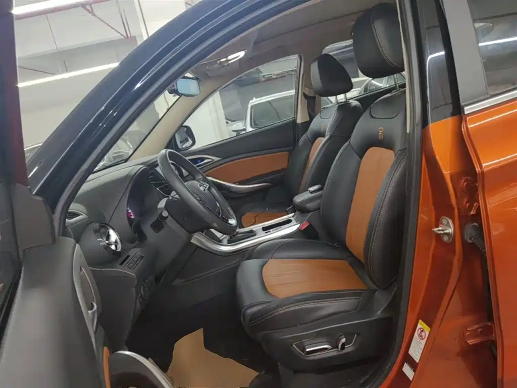 BYD Song 2016 2.0TID Automatic Premium фото 15