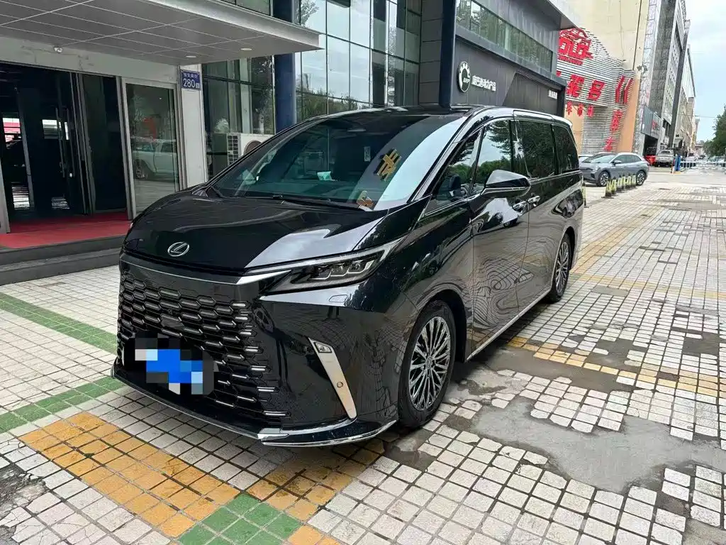 Lexus LM 2025 2023 350h 7-Seater Elegance Edition