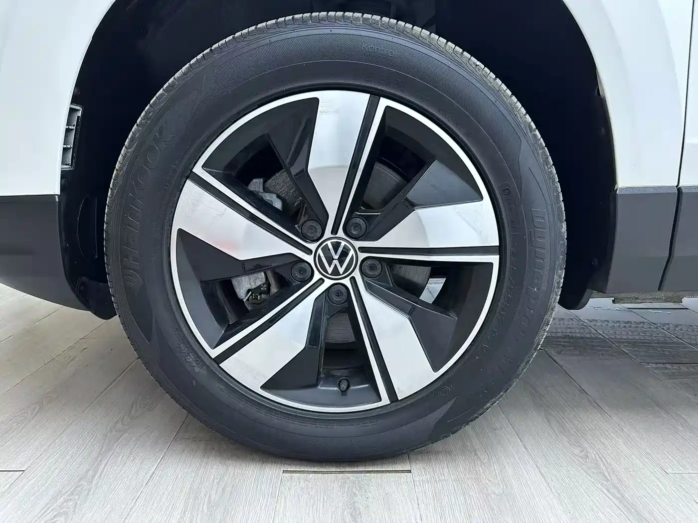 Volkswagen Tharu, миниатюра 16