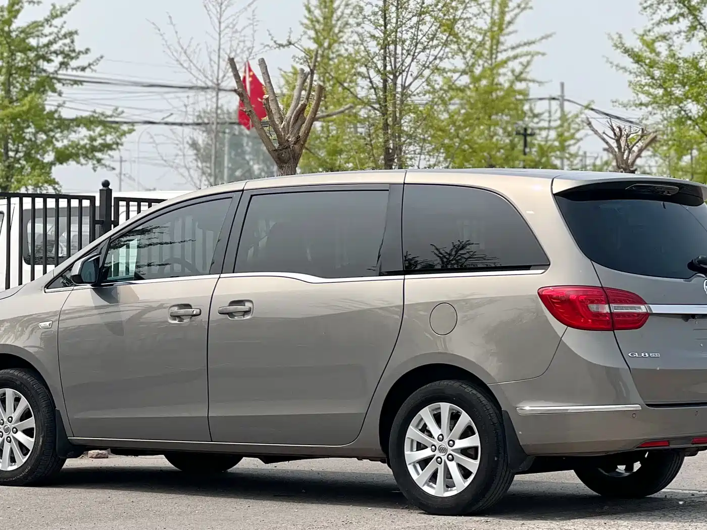 Buick GL8 2017 25S Comfort China V фото 4