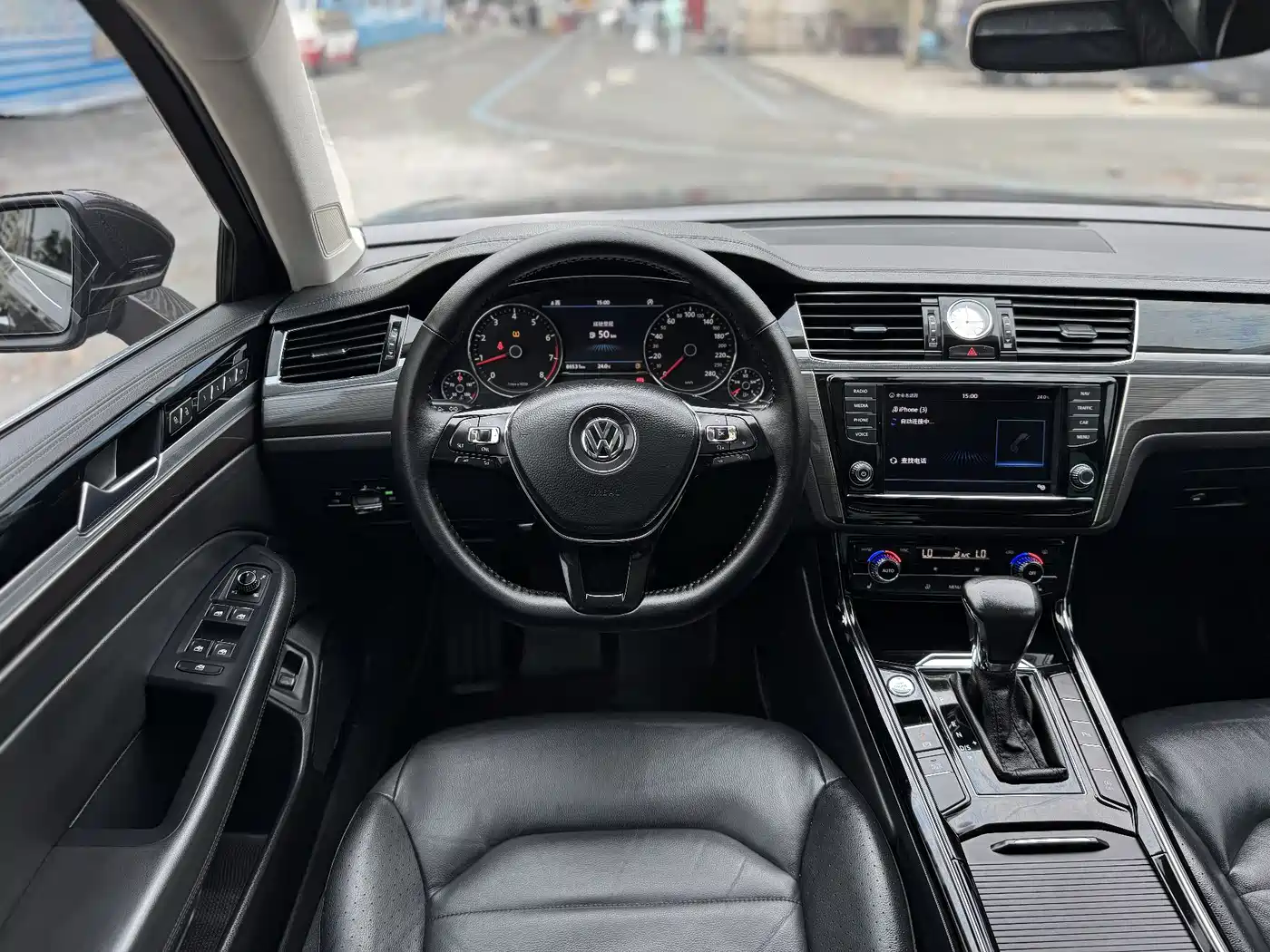 Volkswagen Phideon 2018 380TSI 2WD Business Edition фото 5