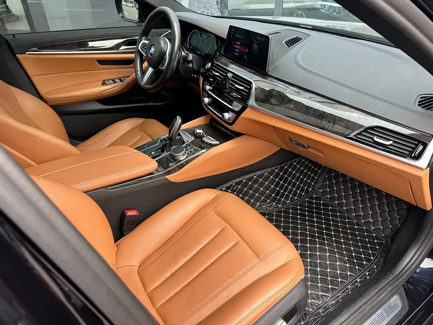 BMW 5 Series 2018 Facelift 530Li Leading M Sport Package фото 6