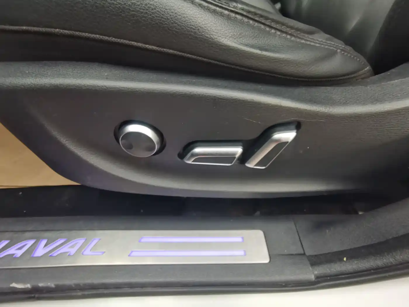 Haval H6 Coupe 2015 Blue Label 2.0T 2WD Premium фото 18